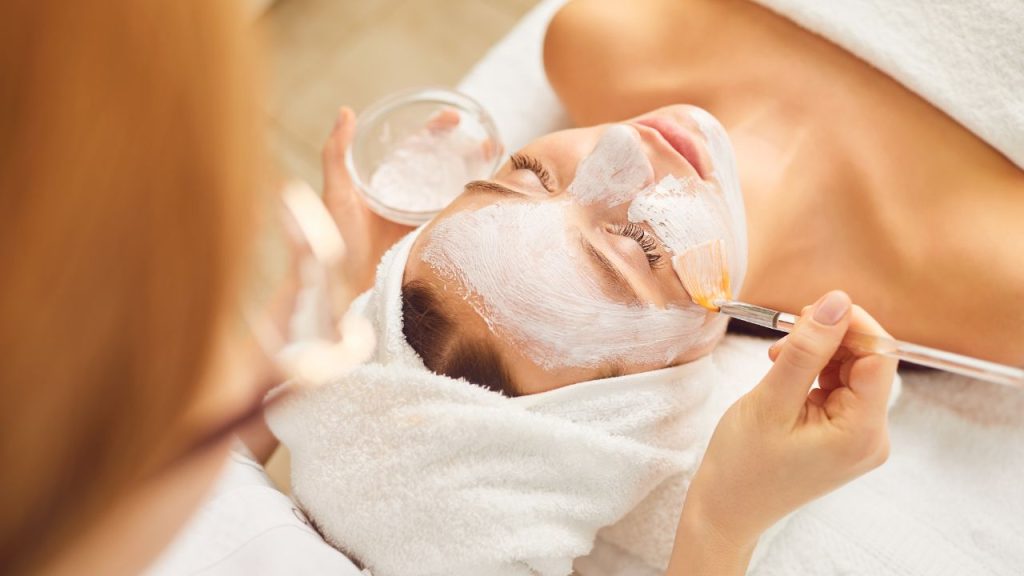 From Acne to Glow: How Facials Improve Skin Health Naturally